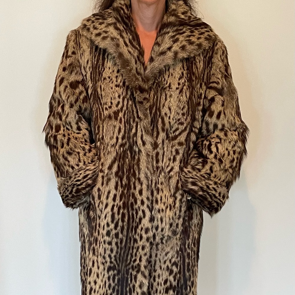 Women’s Full Length Fur Coat with Matching Hat